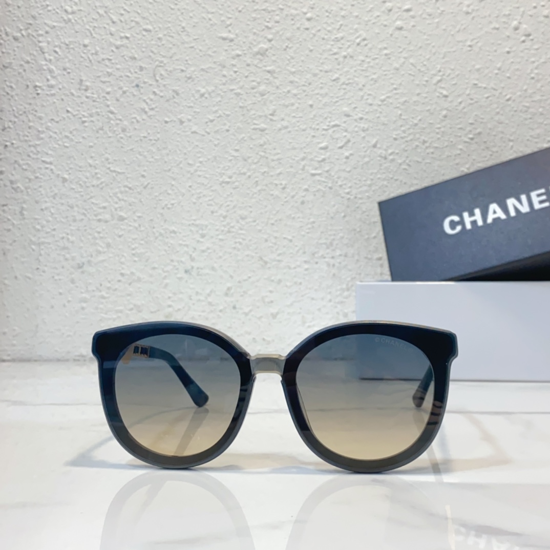 front version of Chanel sunglasses replica A95077