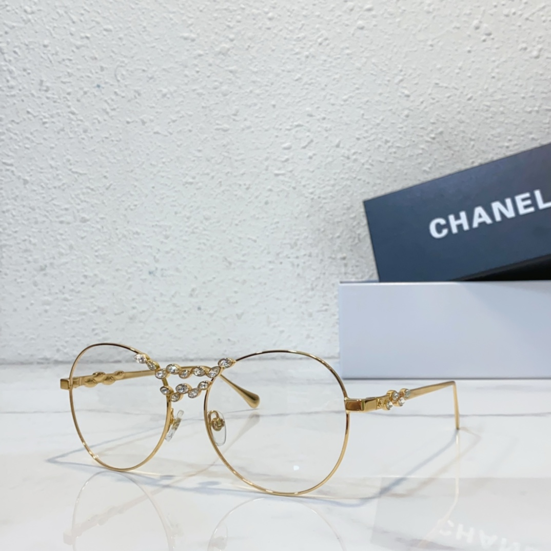 gold eyeglass frames of Chanel sunglasses replica A71582