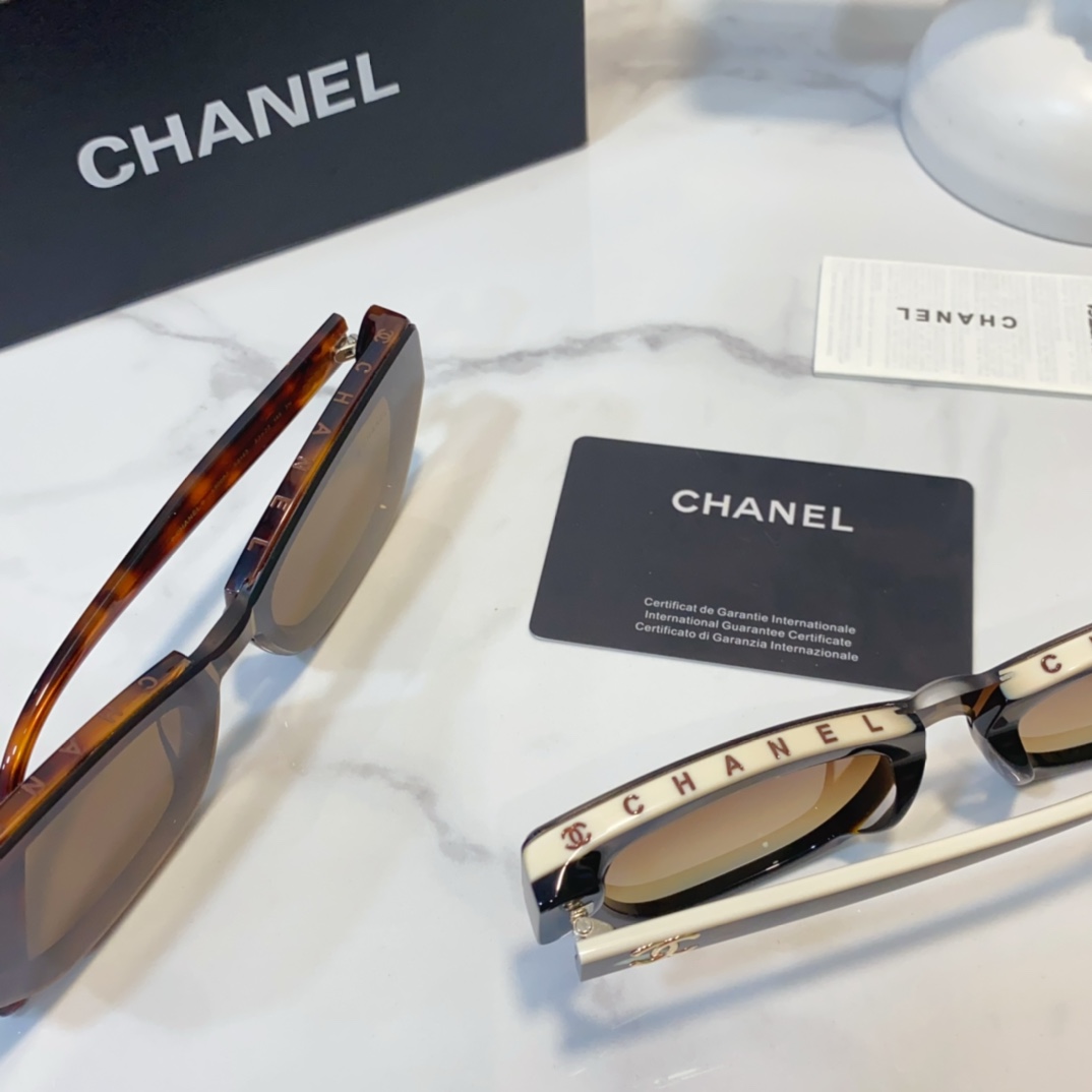 up version of Chanel sunglasses replica A95082