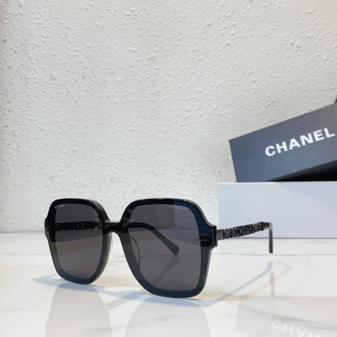 black Chanel sunglasses replica CH4577