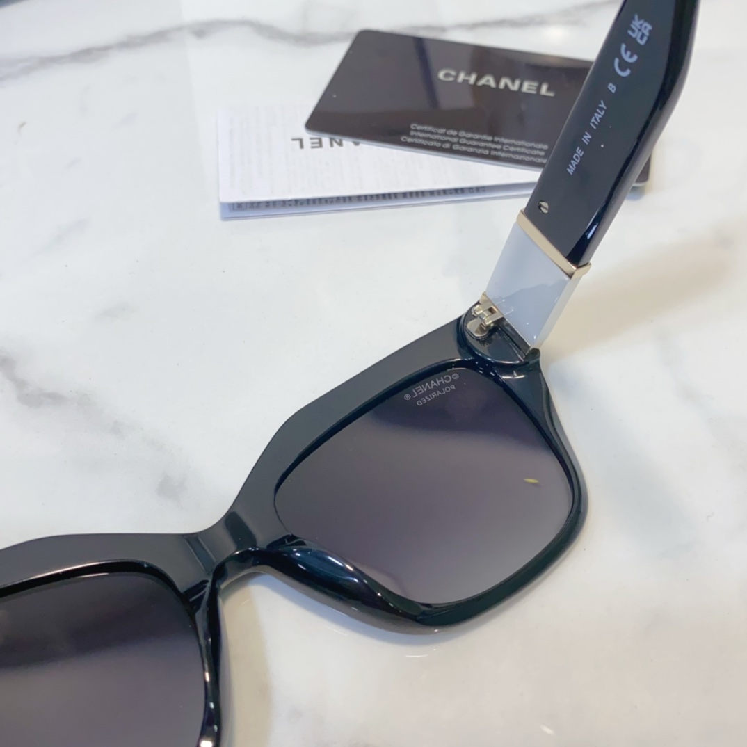 inside version of Chanel sunglasses replica CH3525