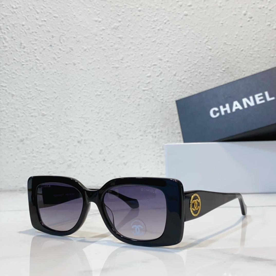 gray Chanel sunglasses replica CH4612S