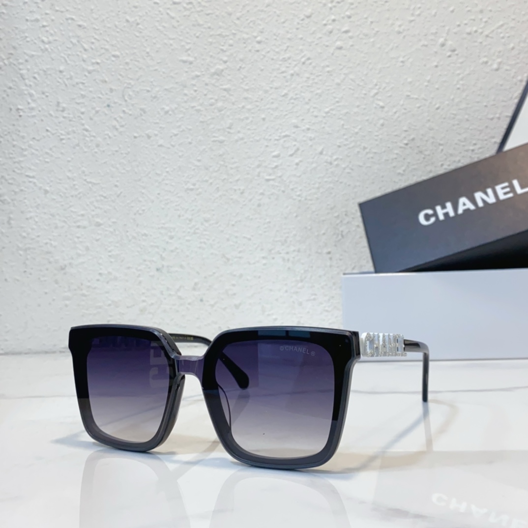 black silver Chanel sunglasses replica A95067