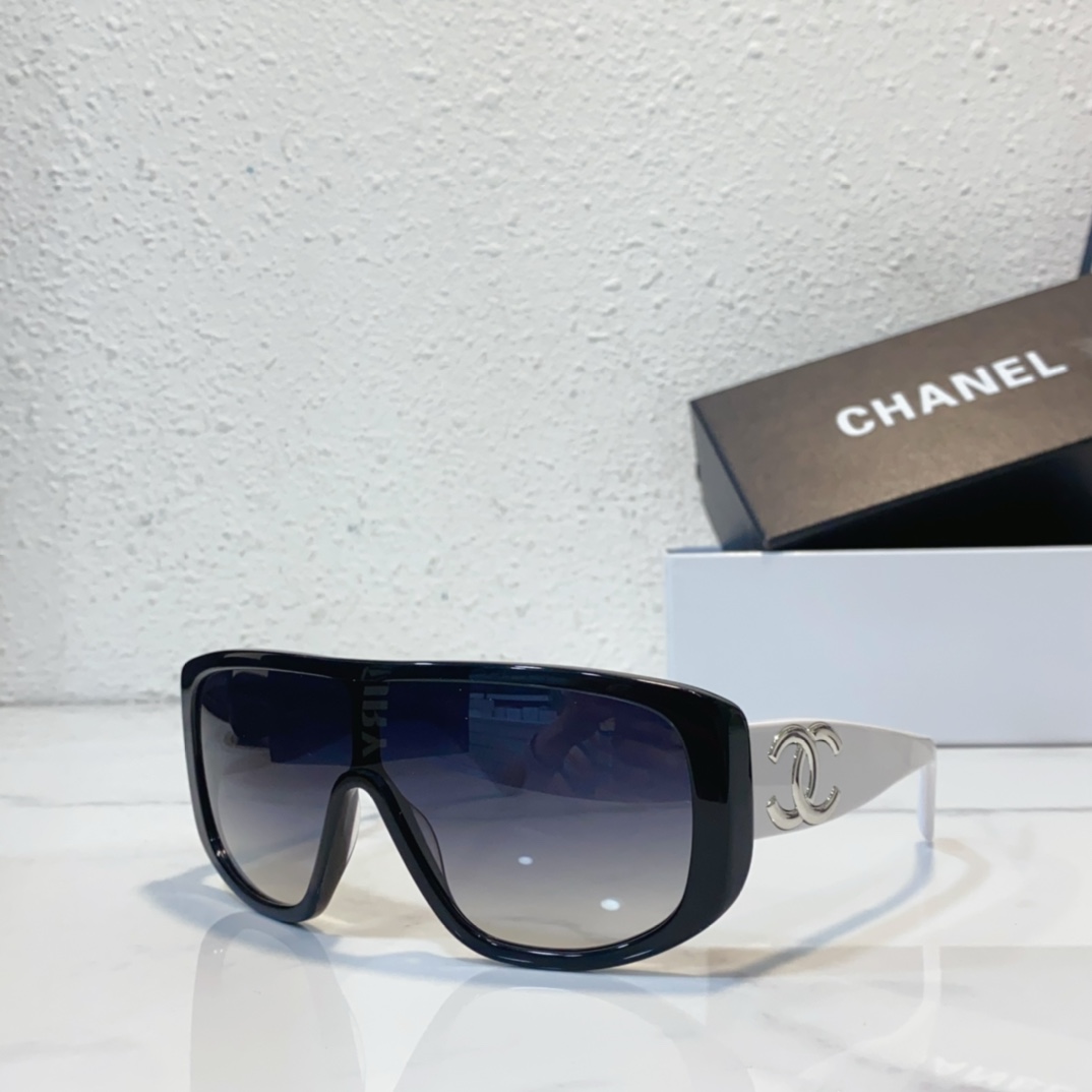 black Chanel sunglasses replica CH5495