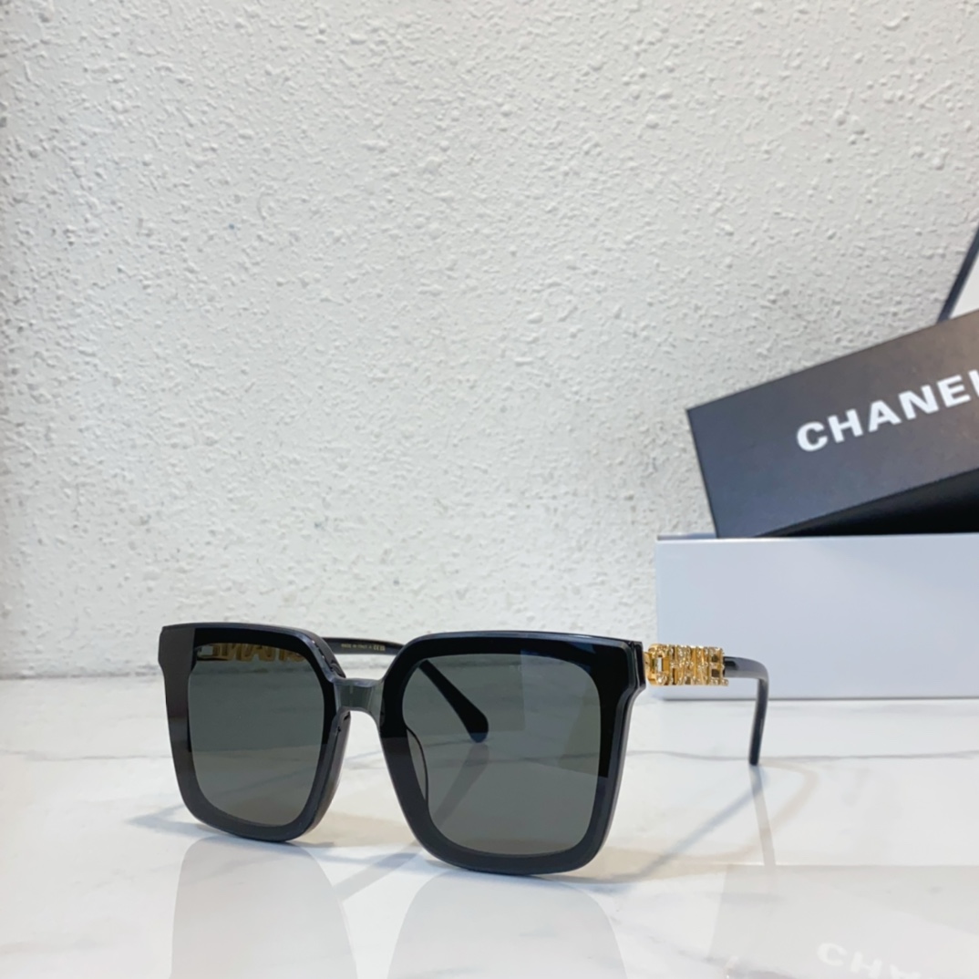black gold Chanel sunglasses replica A95067
