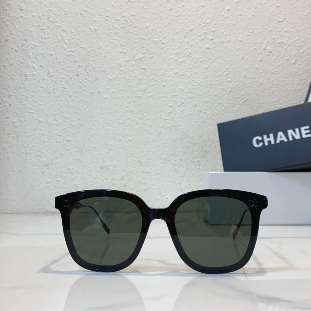 front version Chanel sunglasses replica CH2303