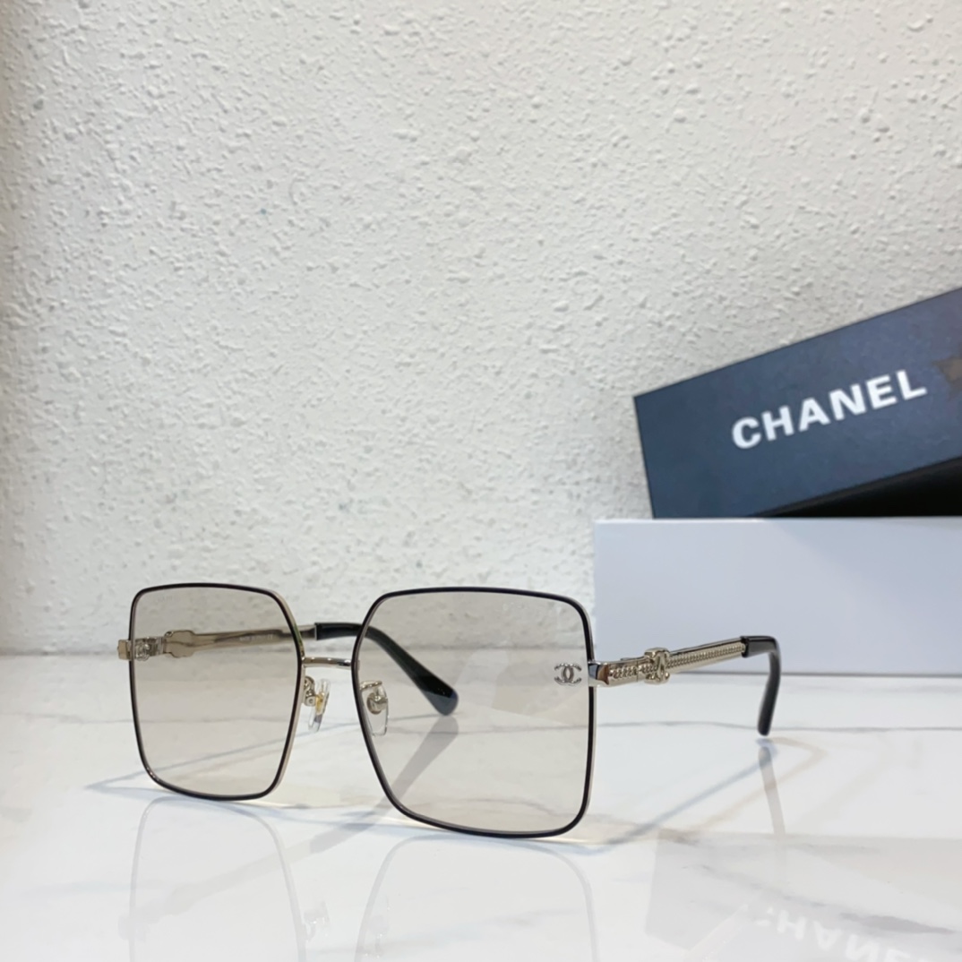 gray Chanel sunglasses replica CH5725s