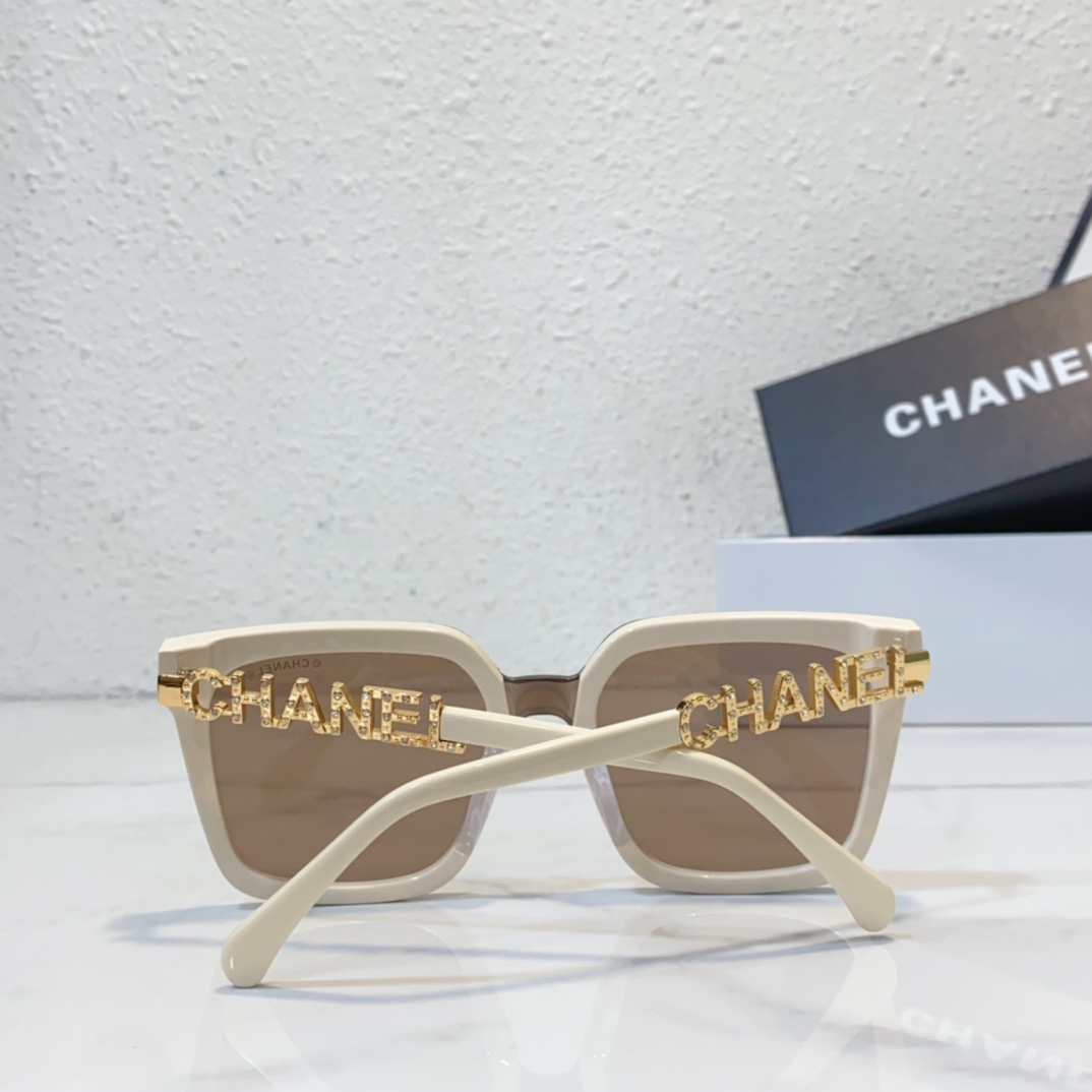 back version Chanel sunglasses replica A95067