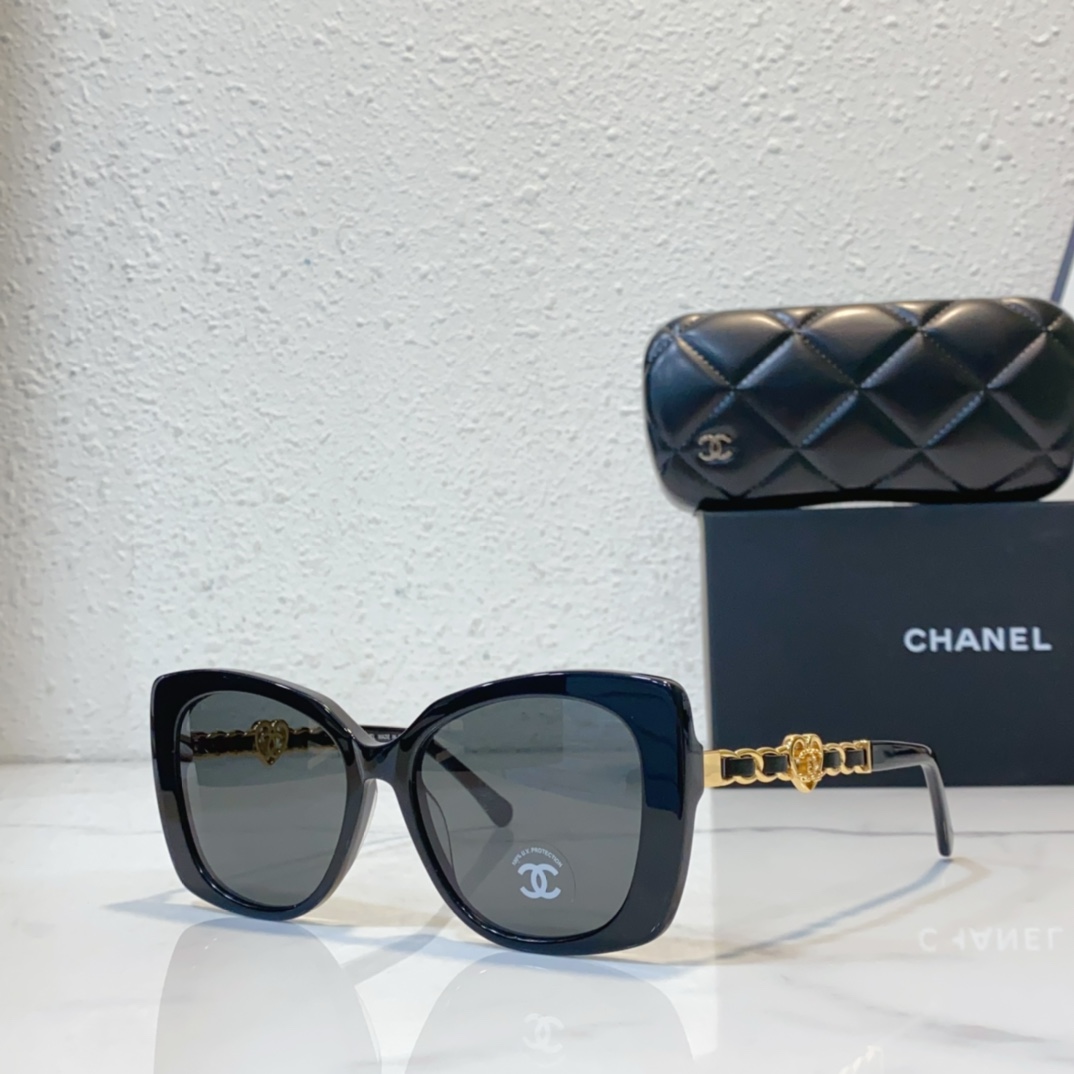 black gold Replica Chanel sunglasses CH7982