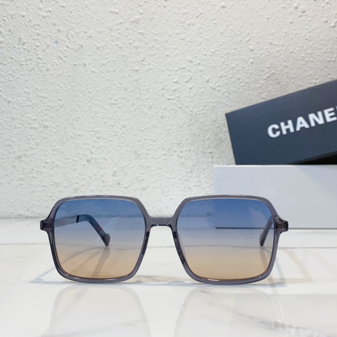 front version Replica Chanel sunglasses CH8101