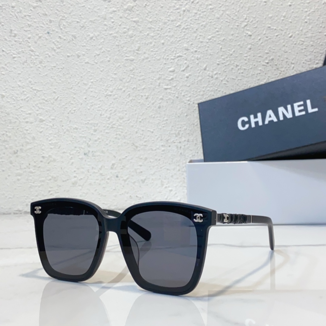 black silver Replica Chanel sunglasses CH7355