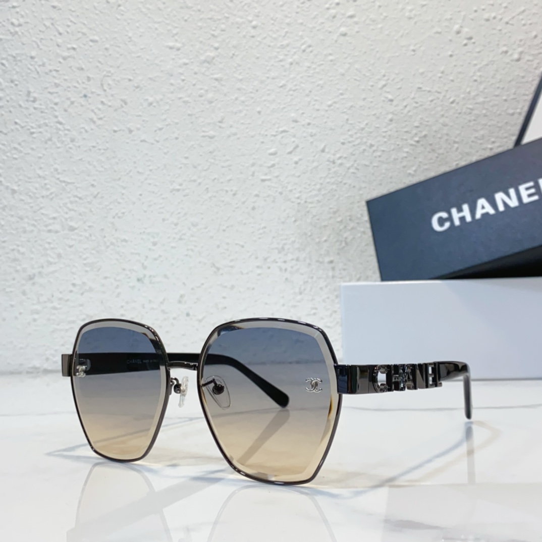 sky blue Replica Chanel sunglasses CH7341