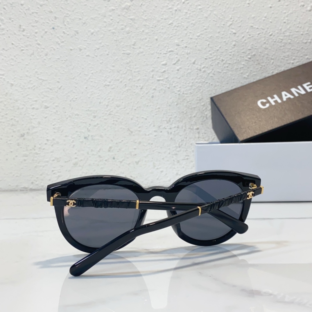 back look of Replica Chanel sunglasses CH7353
