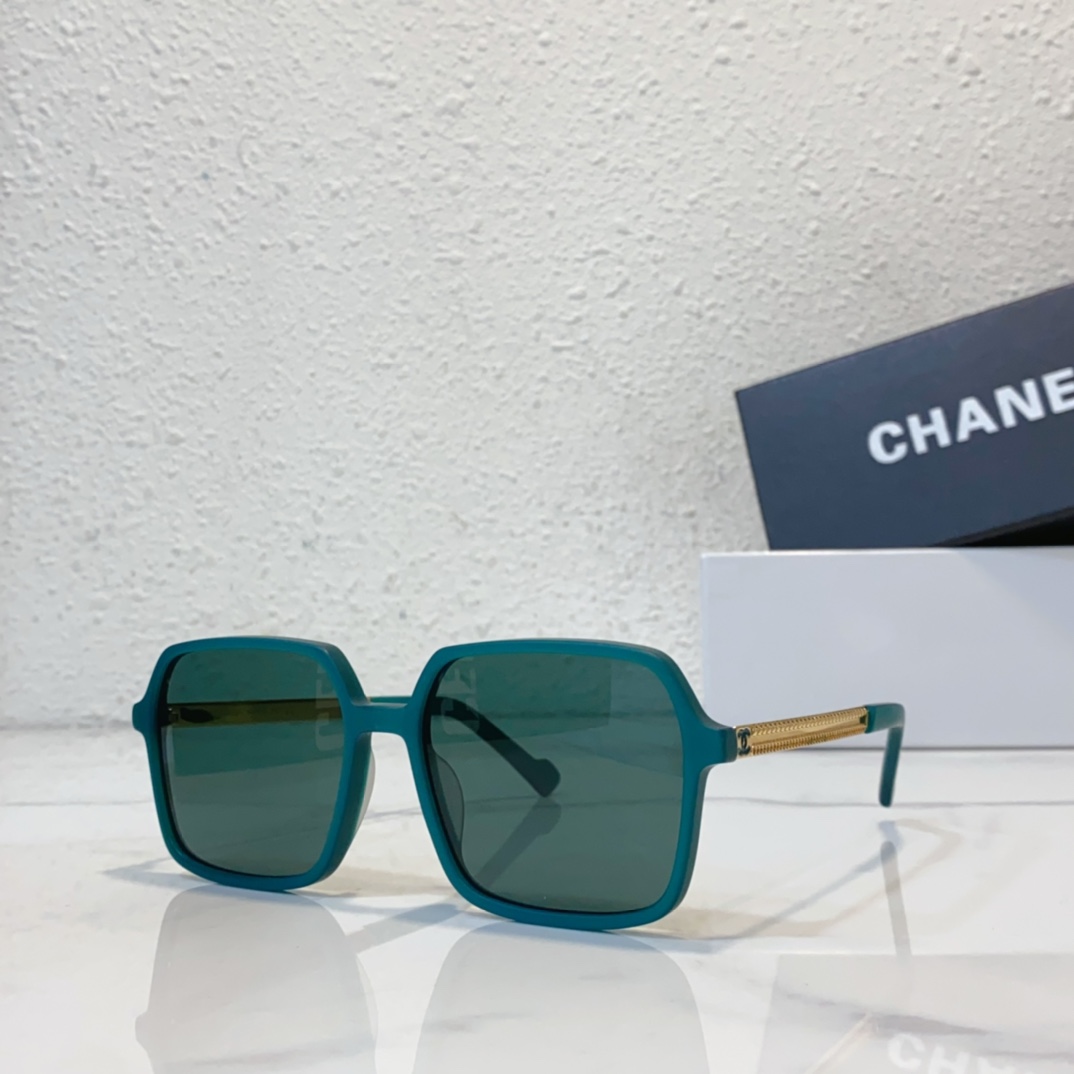 green Replica Chanel sunglasses CH8101