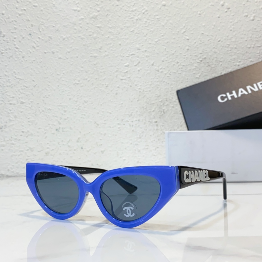 blue of Replica sunglasses for women ch73143