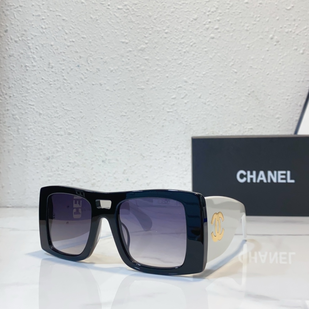 black white of High-quality replica sunglasses online