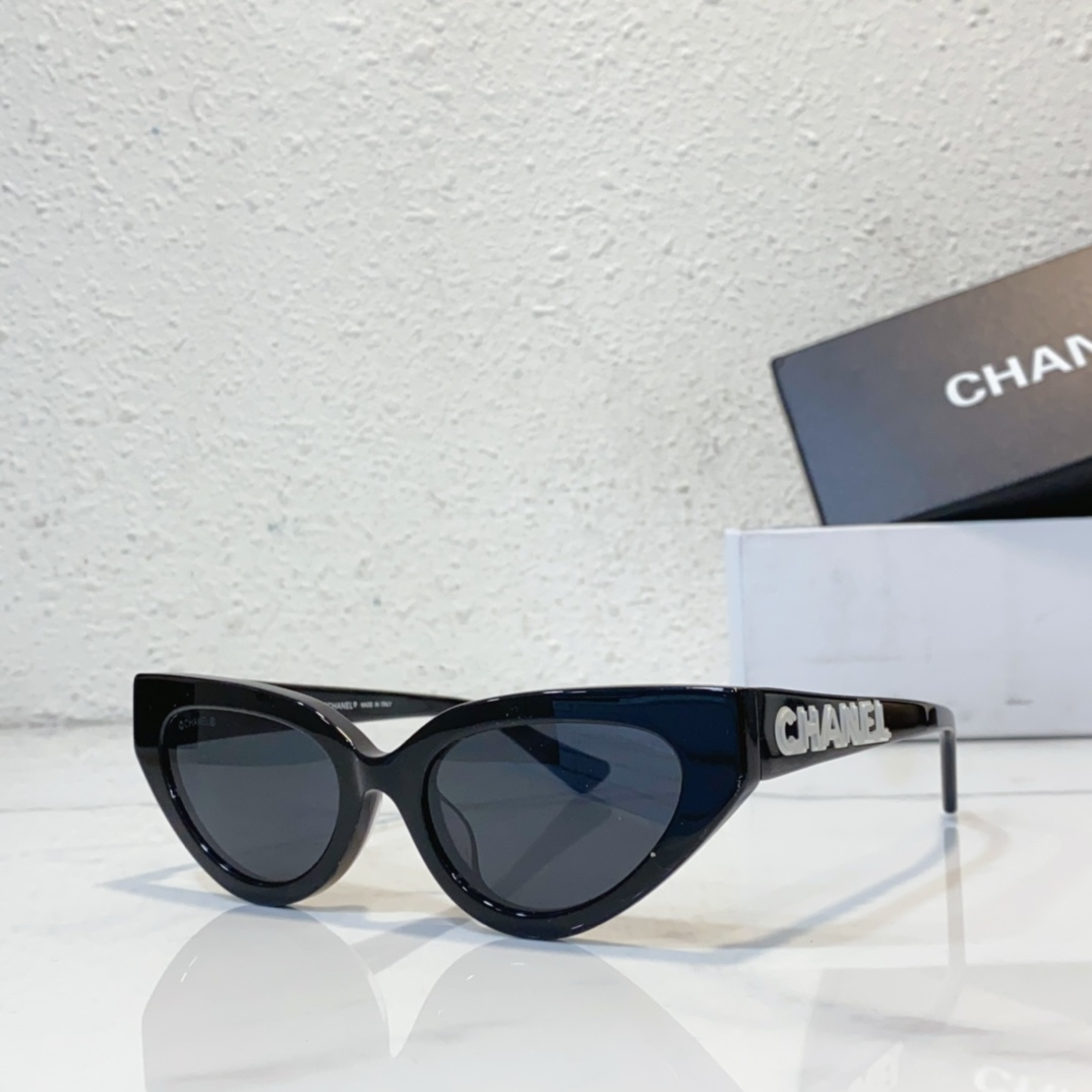 c3 color of Replica sunglasses for women ch73143