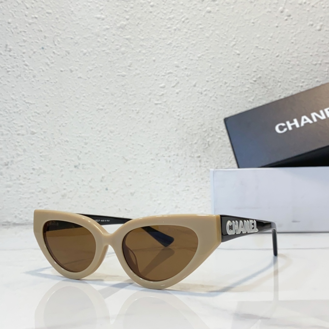 beige of Replica sunglasses for women ch73143