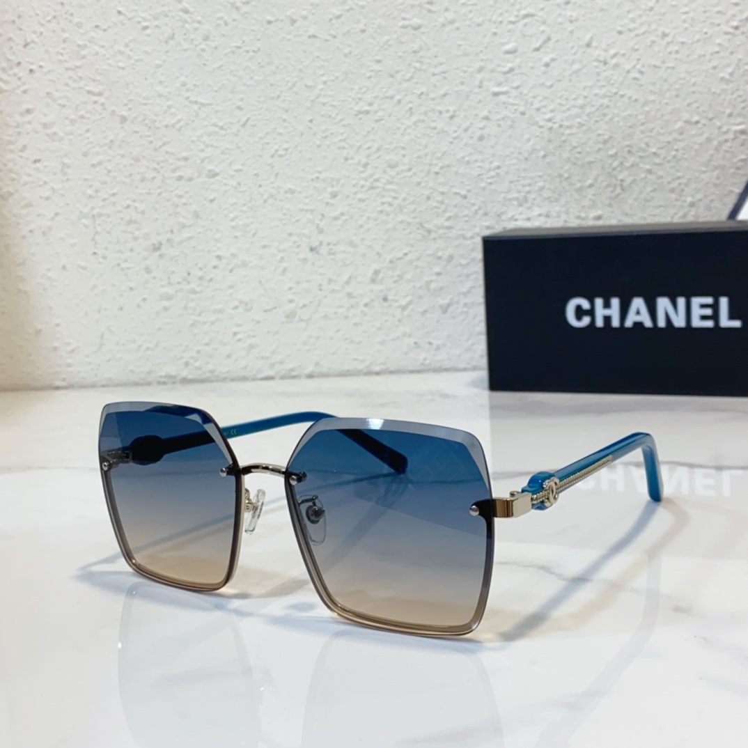 sky blue of Affordable designer sunglasses replicas CH8287