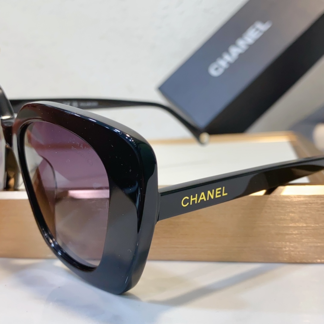 Chanel Replica sunglasses for beach vacations ch5504 - black