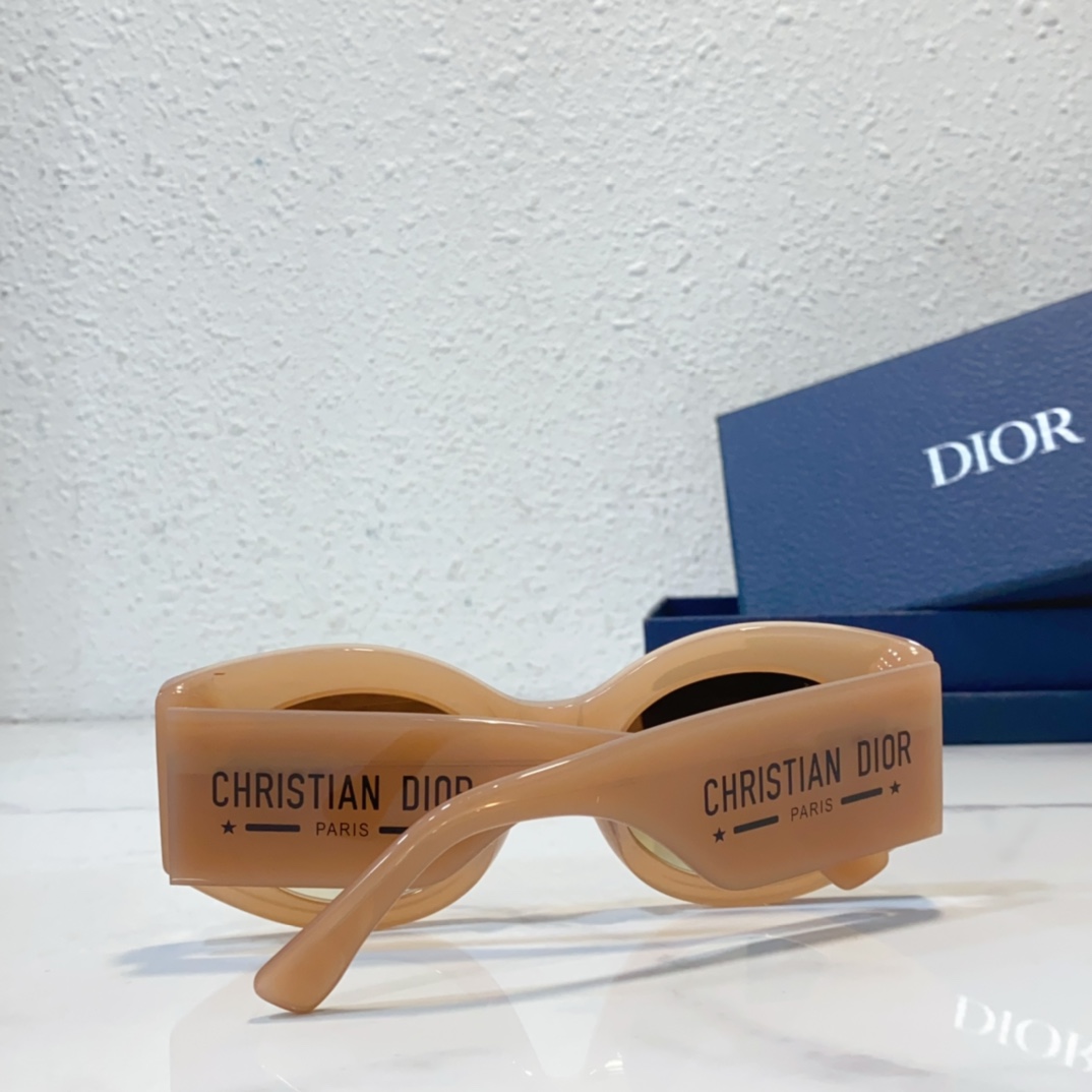 faux dior sunglasses for winter dsgta9ucr - back