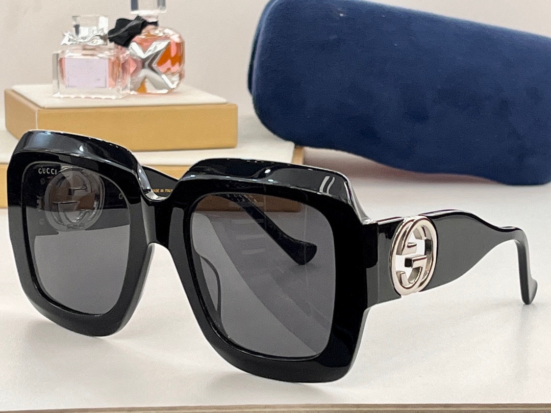 Gucci fake sunglasses for square faces gg1022 - black