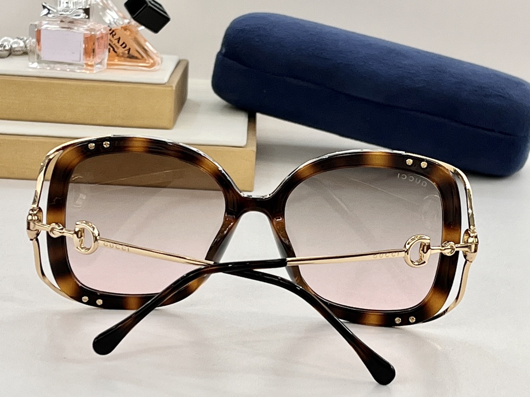 Replica Gucci sunglasses with anti-reflective gg1021s - back