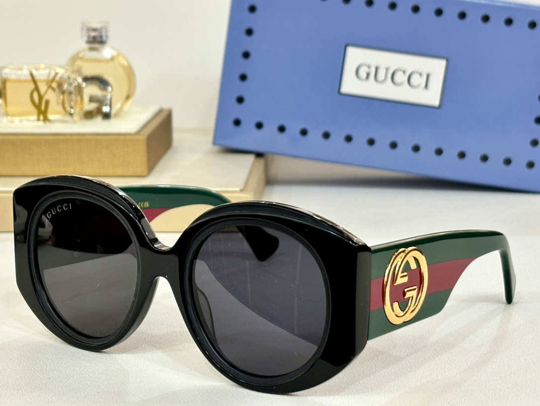 Fake gucci sunglasses for everyday wear gg1308s - black