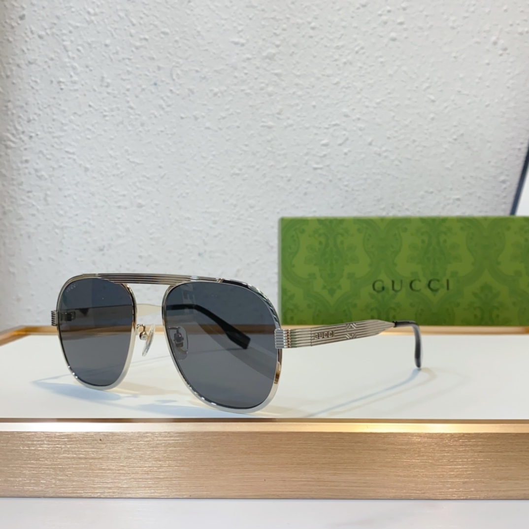 Replica gucci sunglasses for active lifestyle gg1514s - black silver