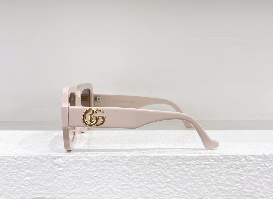 Gucci replica sunglasses with vented lenses gg1547s - side