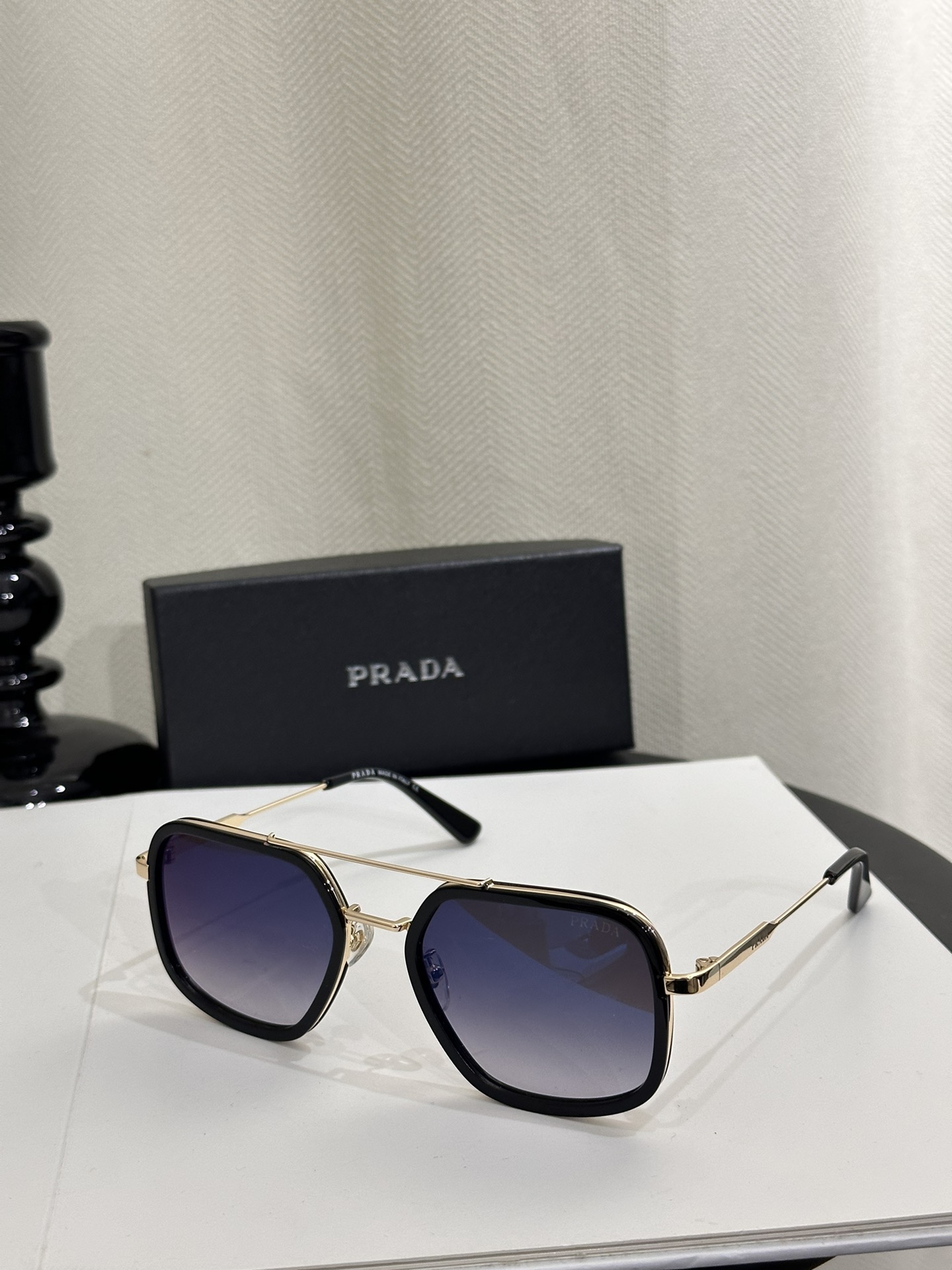 gray gold color of Cheap Prada sunglasses dupe pr57x
