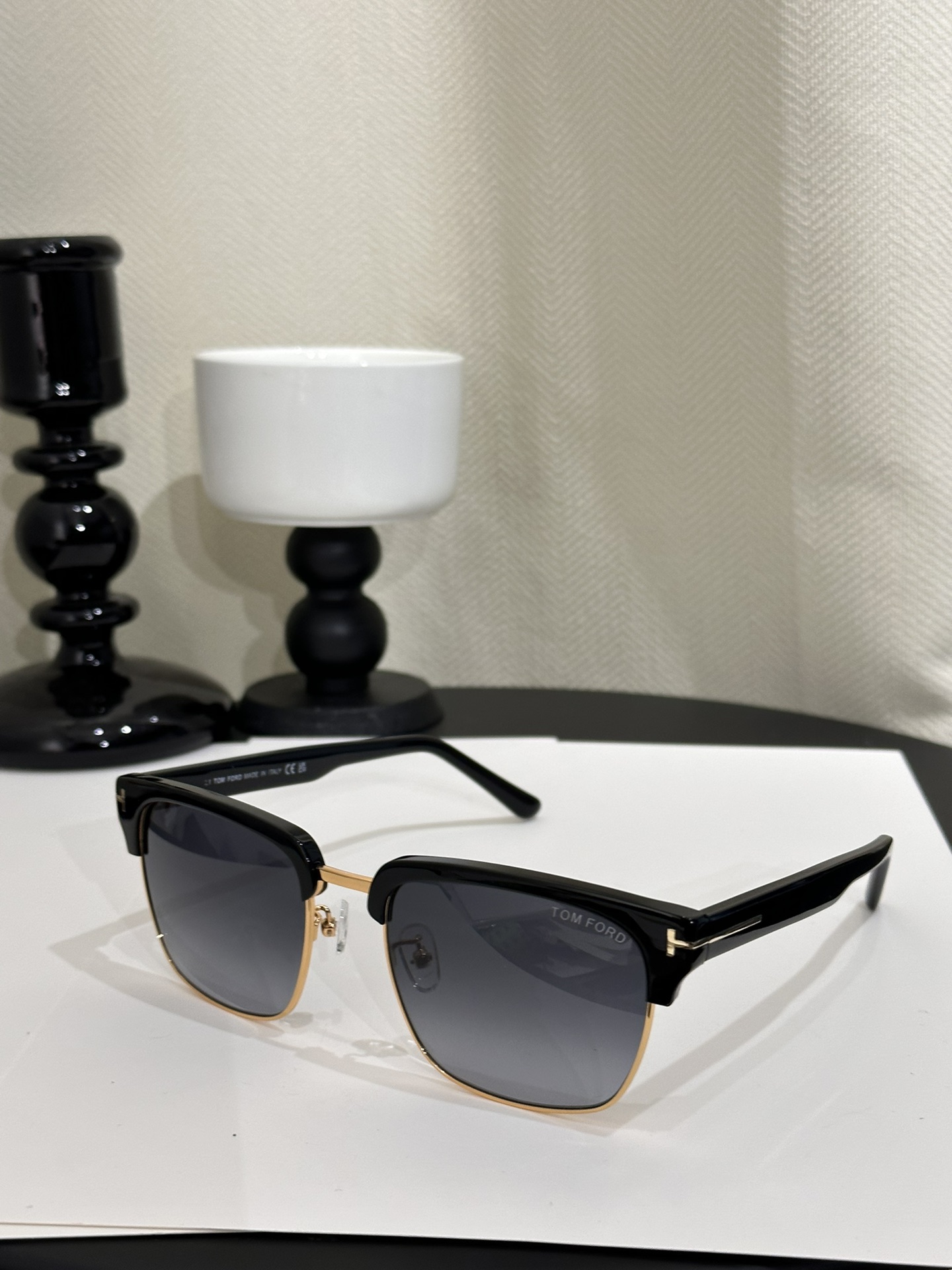 black of fake Tom Ford Sunglasses ft1190