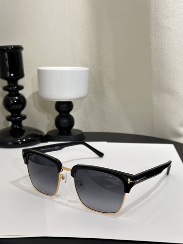 Tom Ford Sunglasses ft1190