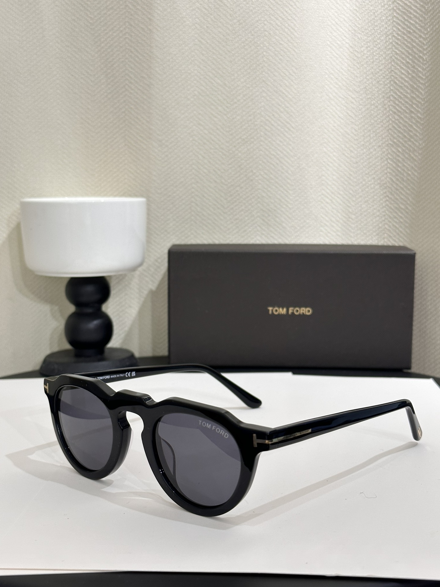 c4 color of Tom Ford replica Sunglasses FT1129