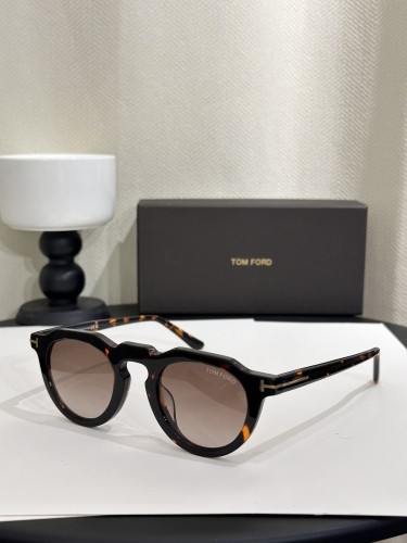 Tom Ford Sunglasses FT1129