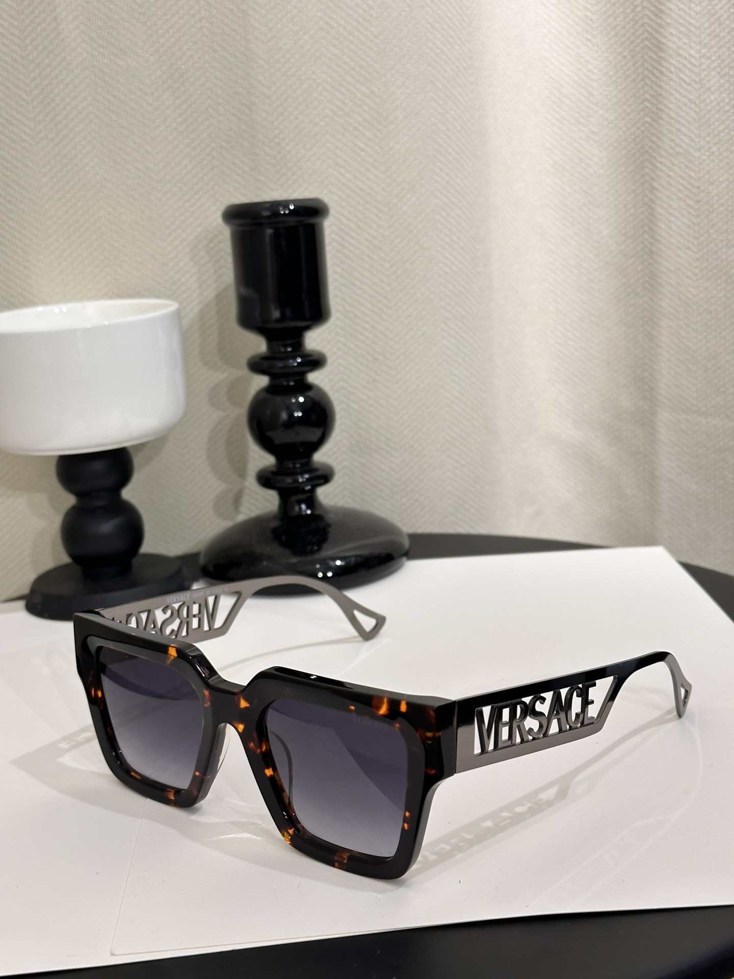 amber color of of Replica Versace Sunglasses ve4431u