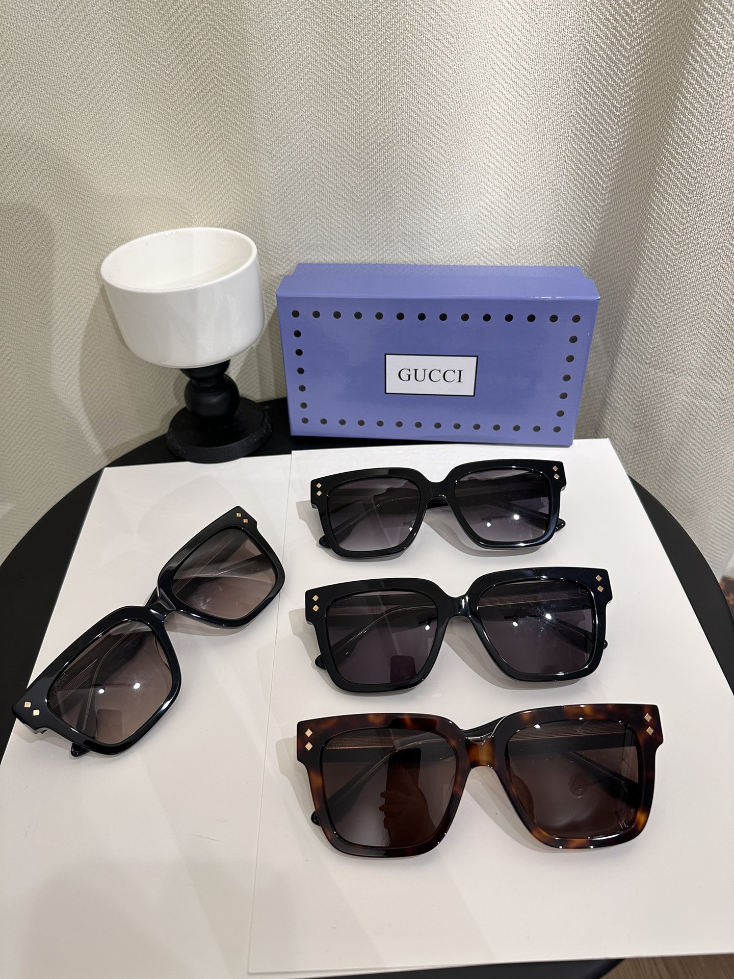 front version of replica designer shades gucci gg1472s