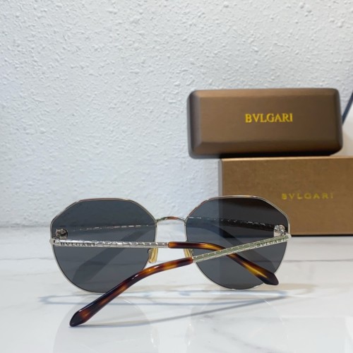branded sunglasses BLVGARI BV40008