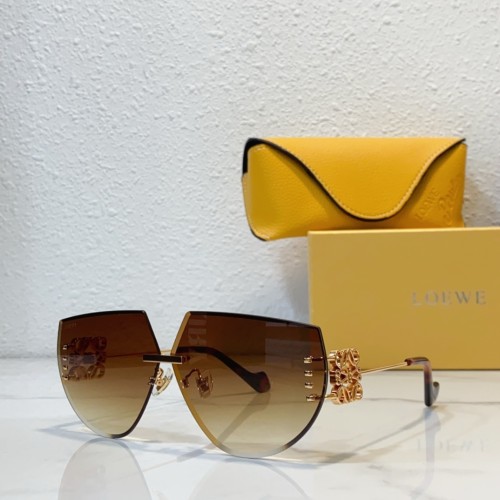 replica designer shades loewe LW40049U