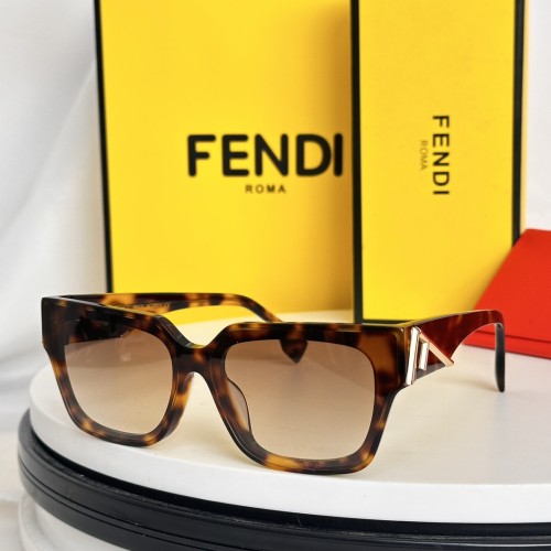 replica glasses dupe fendi FOL054V1