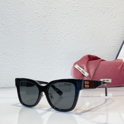 miu miu  replica 105500 Sunglasses near me