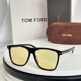 Copy authentic designer sunglasses for less TOM FORD FT832