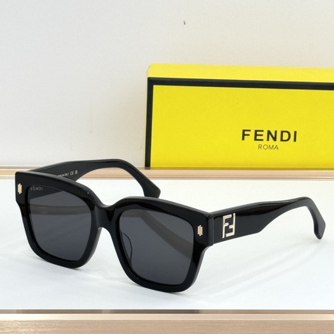 Copy fendi FE40227I Sunglasses for Hiking & Outdoors