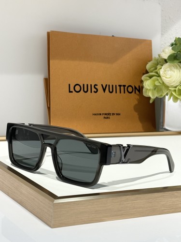 Copy L^V Z2062W Designer sunglasses