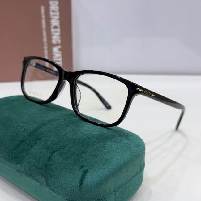 dupe Gucci GG1445O Reading glasses for women