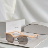 dupe prada SPRA18 Fish with sunglasses