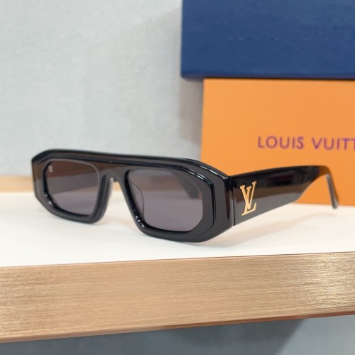 Replica designer sunglasses L^V 2015U