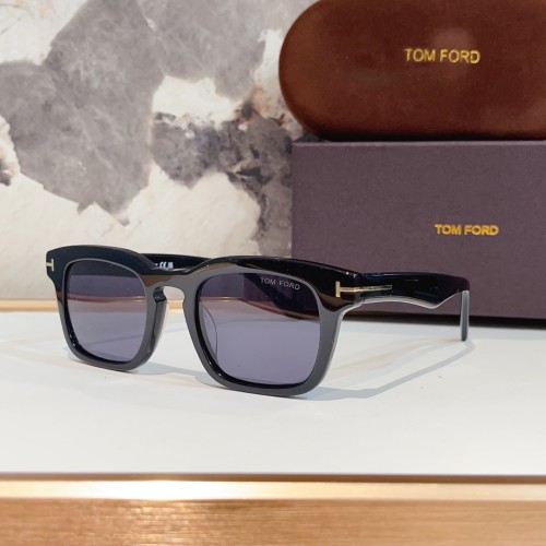 TOM FORD Designer sunglasses FT6025