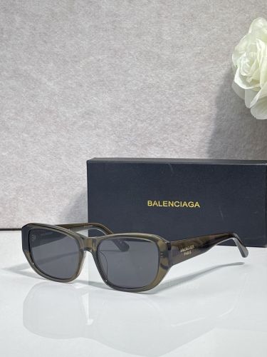 Balenciaga Men sunglasses BB0365S