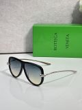 Bottega Veneta Aviator Sunglasses BV1513S